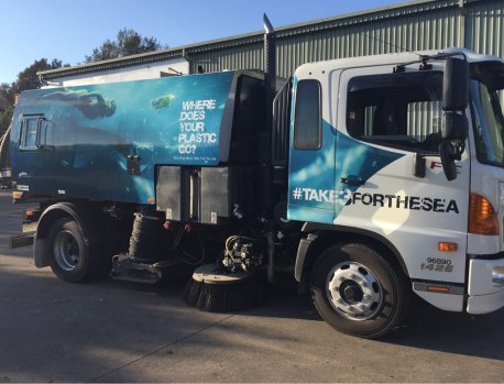 vehicle-boat-wraps-images-7